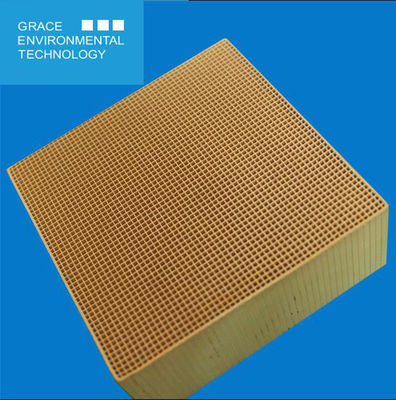 kopen Tio2 SCR Denox Katalysator 300 het Rookgasreiniging van Cpsi in Cokesfabriek Vercooksing online vervaardiging