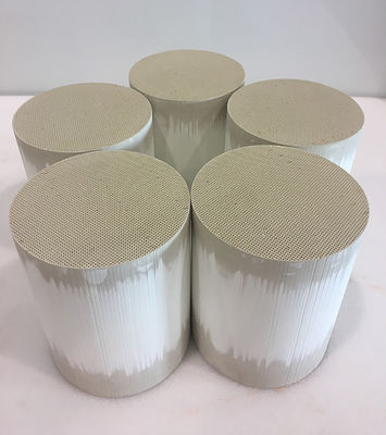 kopen De euroⅡ Ⅲ Ⅳ Vervanging van het Systeem Euro Dpf van de Dieselmotor Corpusculaire Filter online vervaardiging