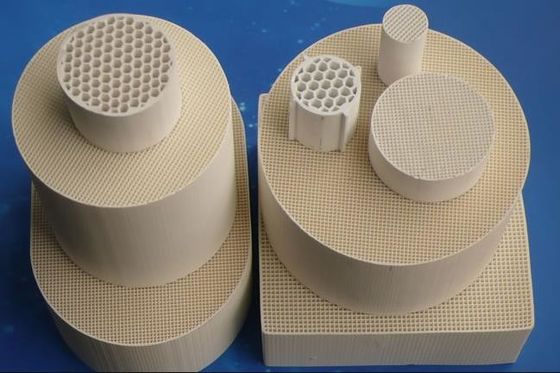 kopen 300 Cpsi Ceramische de Katalysatorhoningraat 101.6mm van de Katalysatorfilter online vervaardiging