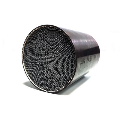 kopen Op maat gemaakte driewegkatalysator met keramisch dragermateriaal en EPA CARB-conformiteit online vervaardiging